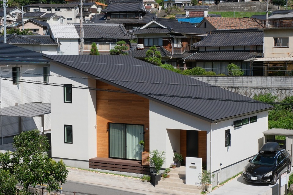 [1月]OB様邸見学会「勾配天井の”超”開放感リビングのある平屋」in三原市中之町